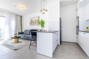 Stunning 1 Bedroom In City Center